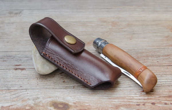 Echtleder Gürtel-Messerscheide mit Druckknopf, Braun