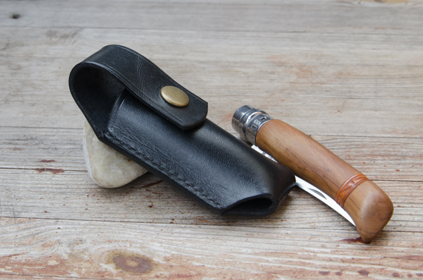Echtleder Gürtel-Messerscheide mit Druckknopf, Schwarz